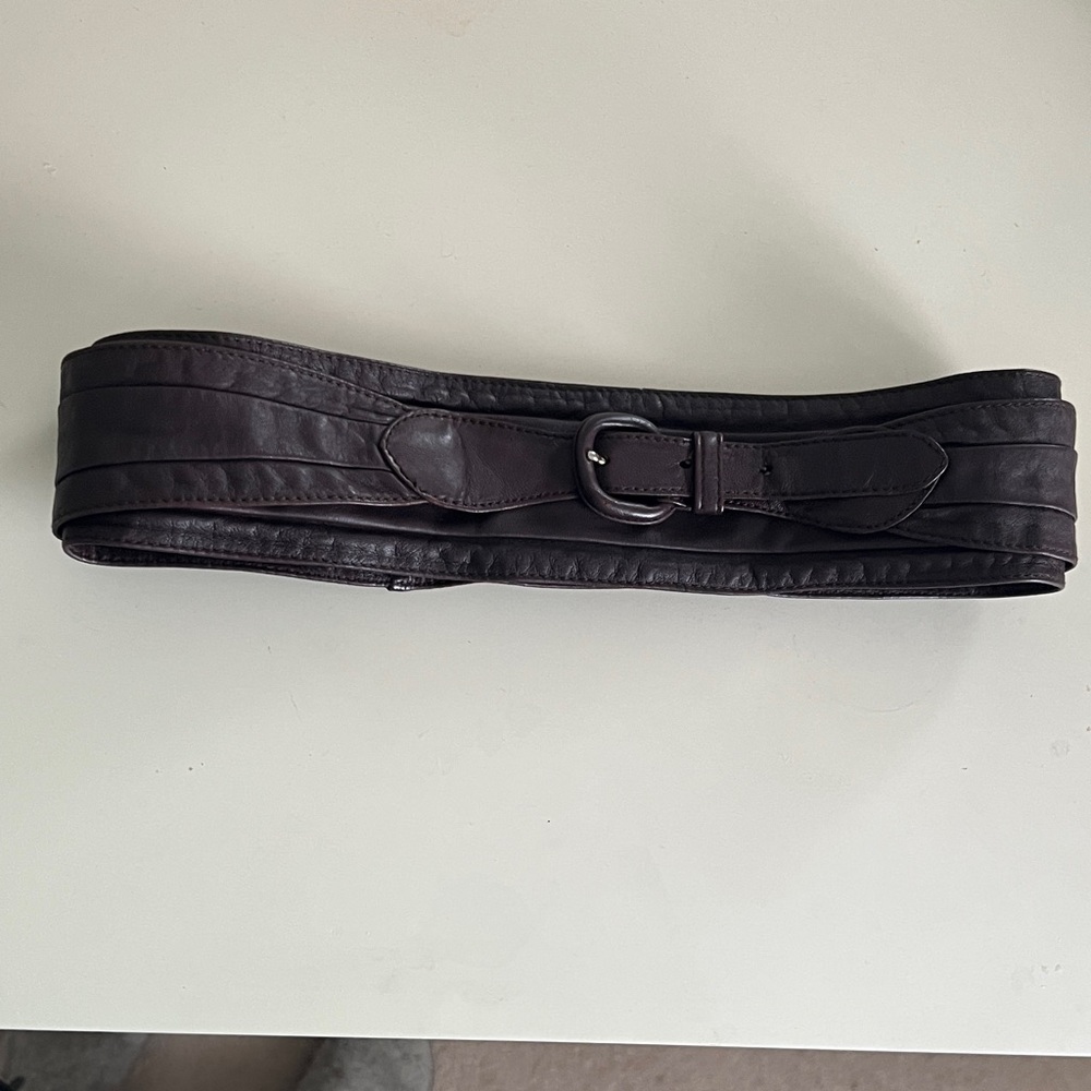 Vintage Wrap Around Brown Leather Belt, Size 70cm/28 inches, (Small)